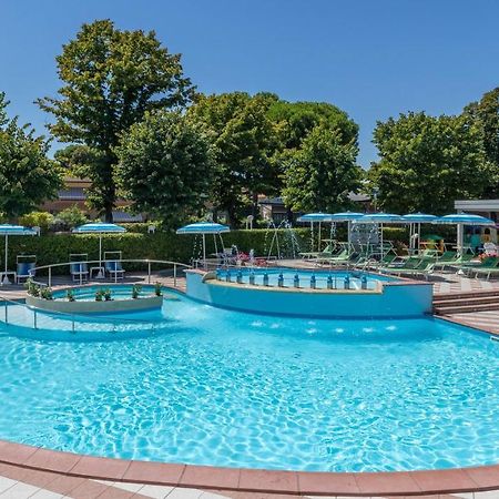 Hotel Smeraldo Cesenatico Εξωτερικό φωτογραφία