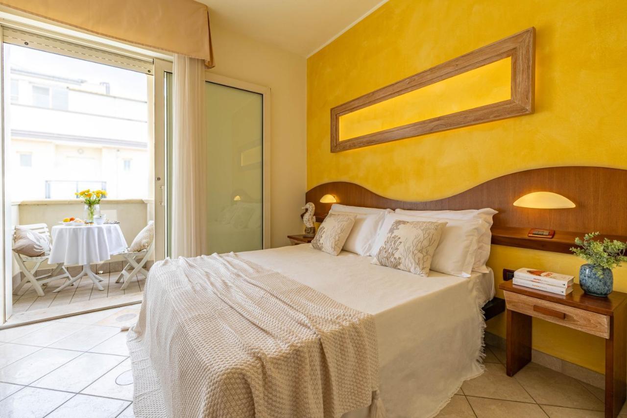 Hotel Smeraldo Cesenatico Εξωτερικό φωτογραφία