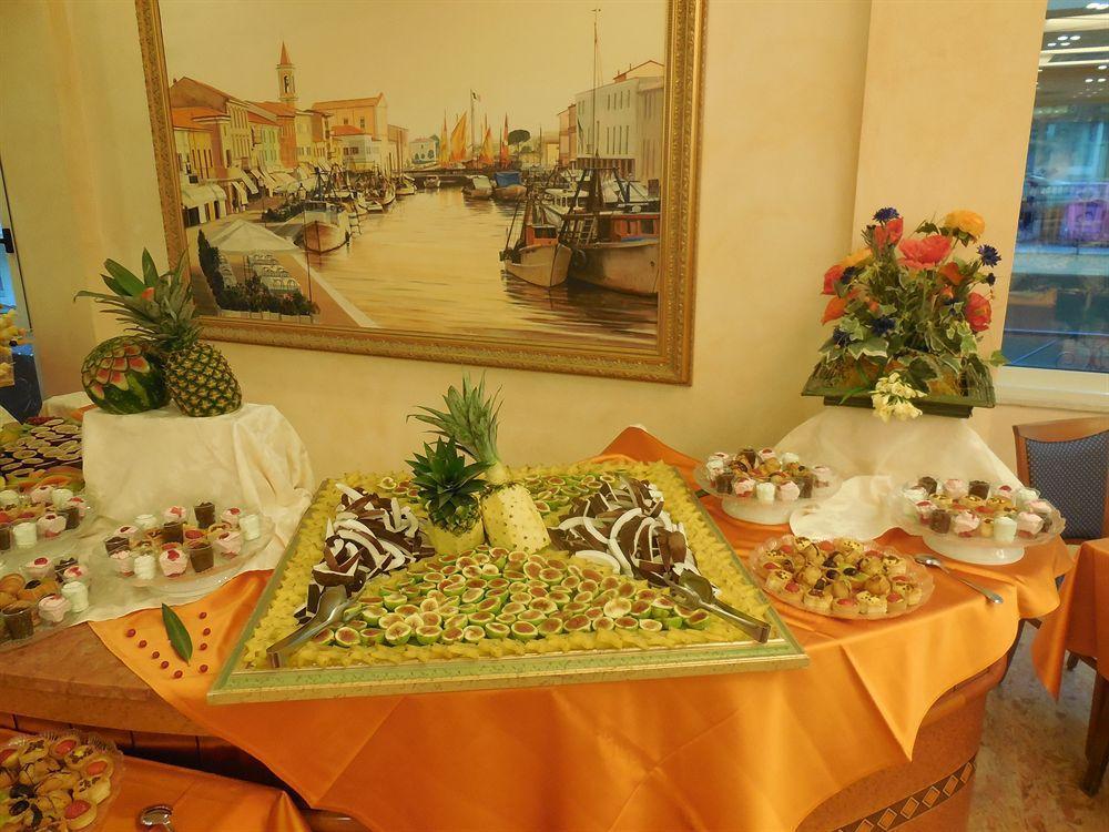 Hotel Smeraldo Cesenatico Εξωτερικό φωτογραφία