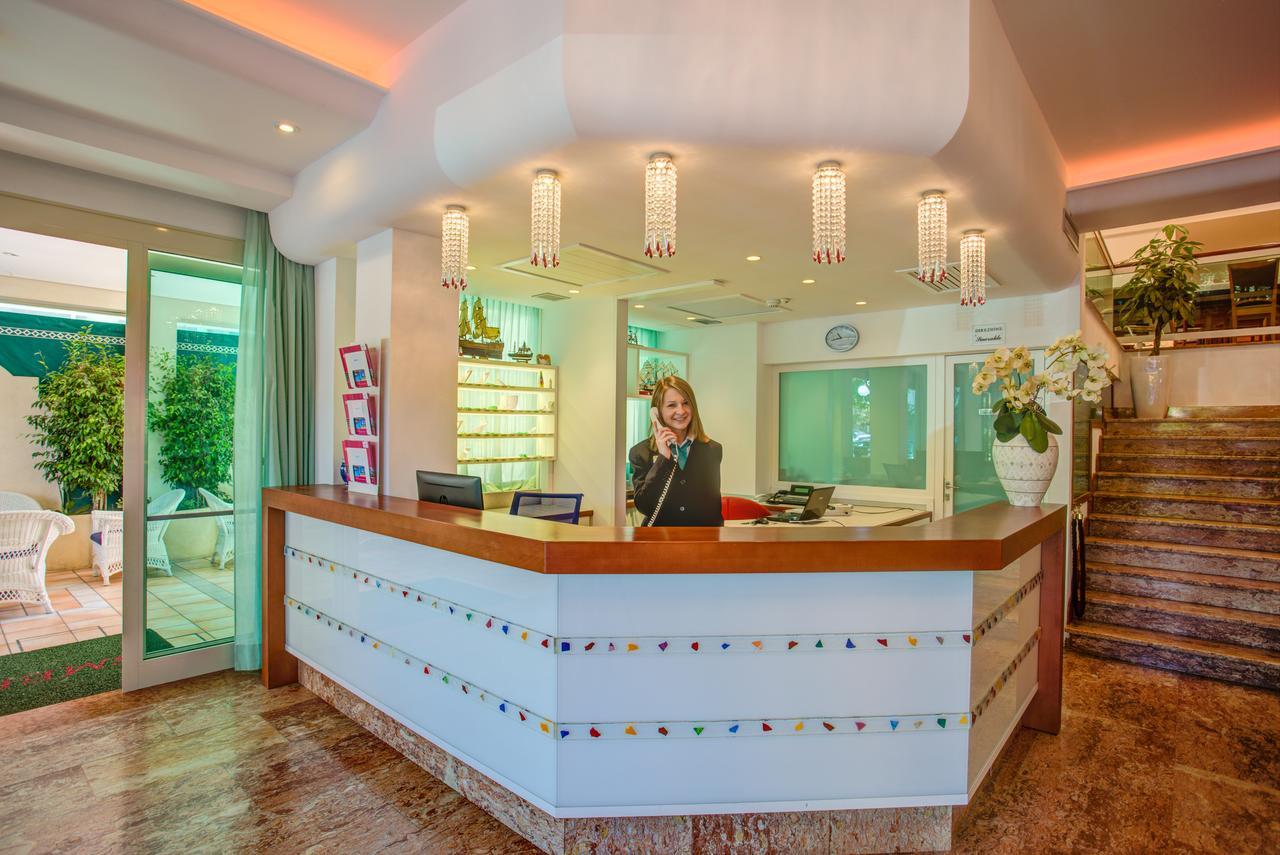 Hotel Smeraldo Cesenatico Εξωτερικό φωτογραφία
